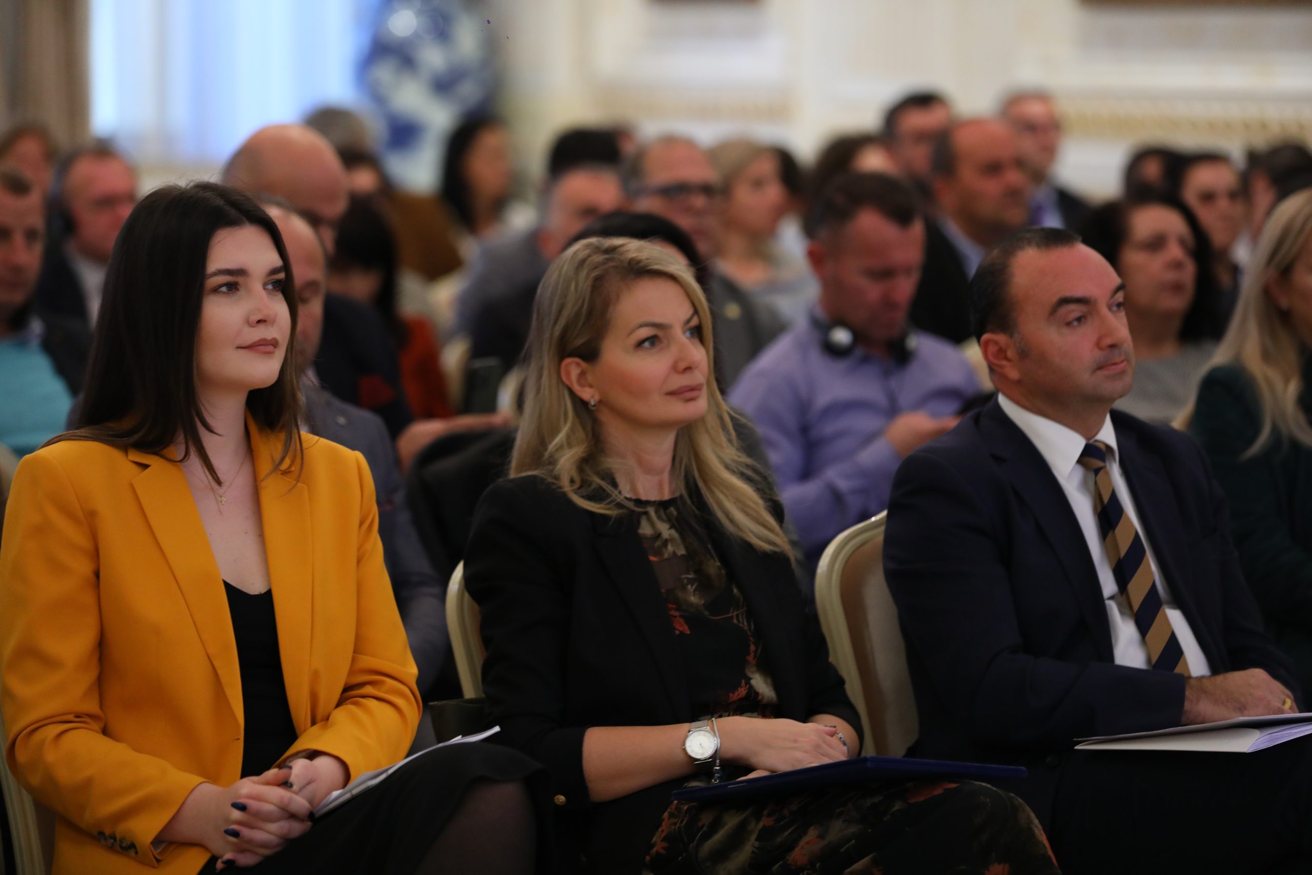 <br />
<b>Warning</b>:  Undefined variable $image in <b>/home/u772497588/domains/upco.asixon.com/public_html/wp-content/themes/upco/templates/gallery-section.php</b> on line <b>21</b><br />
<br />
<b>Warning</b>:  Trying to access array offset on value of type null in <b>/home/u772497588/domains/upco.asixon.com/public_html/wp-content/themes/upco/templates/gallery-section.php</b> on line <b>21</b><br />
